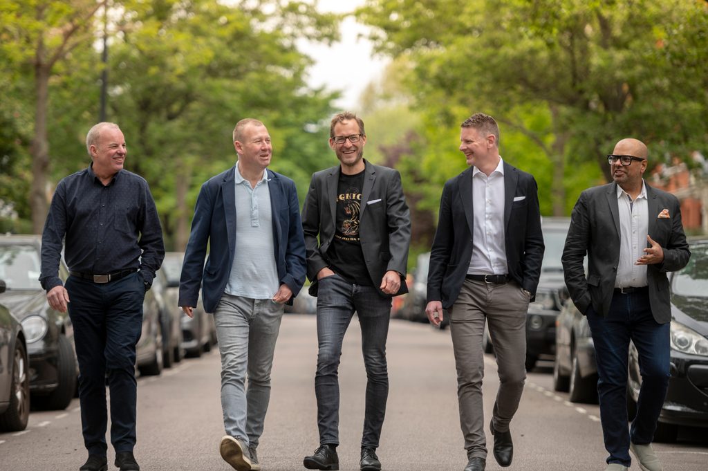 Joining forces: the British anti-fraud company Sphonic becomes part of Norwegian Signicat. From left: Terry Chow, Chief Operating Officer of Sphonic; Andy Lee, founder and CEO of Sphonic; Asger Hattel, CEO of Signicat; Joakim Harging, Chief Enterprise for the Nordics and the United Kingdom at Signicat; and Riten Gohil, partner in Sphonic.